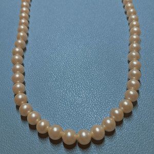 Vintage Cream Faux Pearl Necklace